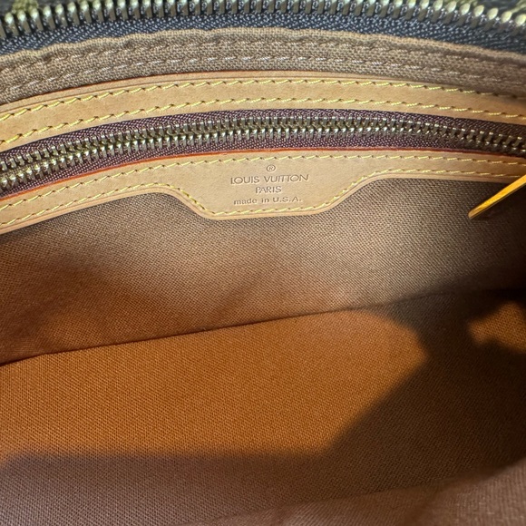 Louis Vuitton▪️Vintage Monogram Trotteur shoulder / crossbody bag - Picture 10 of 15